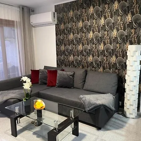 Apartment Lomas