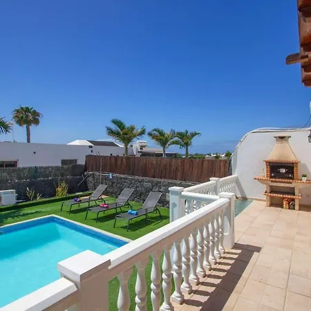 Villa Las Lomas