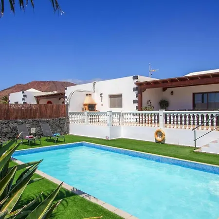 Las Lomas Villa *