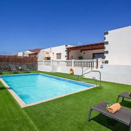 Las Lomas Villa *
